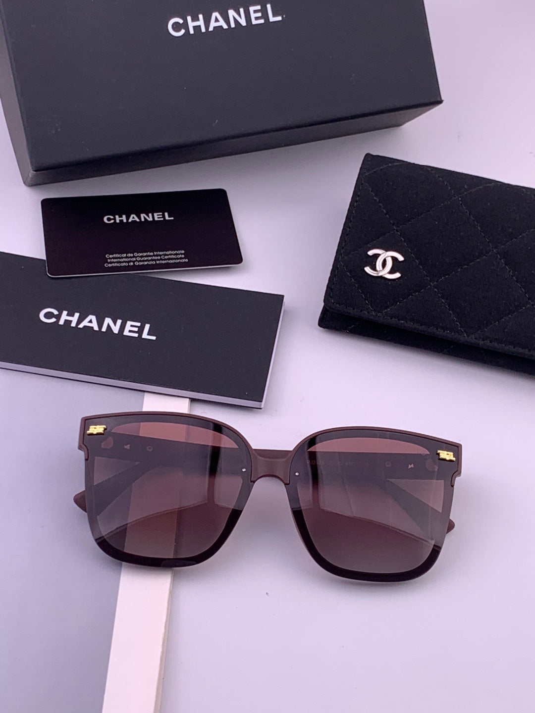 Chanel CH5292 Polarized Round Black Lens Sunglasses for Men & Women - 358048 - detail image 6