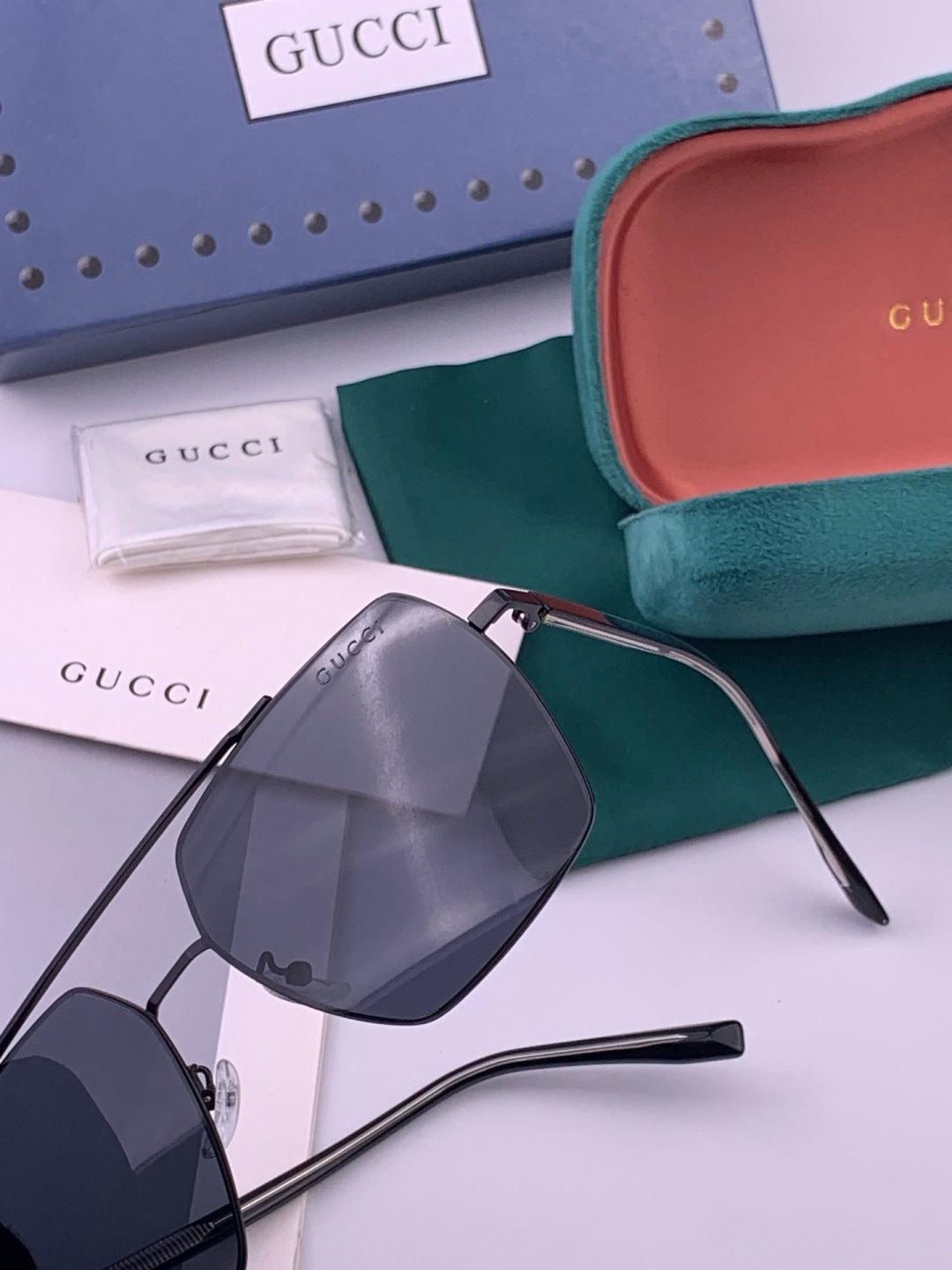 Gucci G5803 Polarized Aviator Black Lens Sunglasses for Men - 371629 - detail image 3