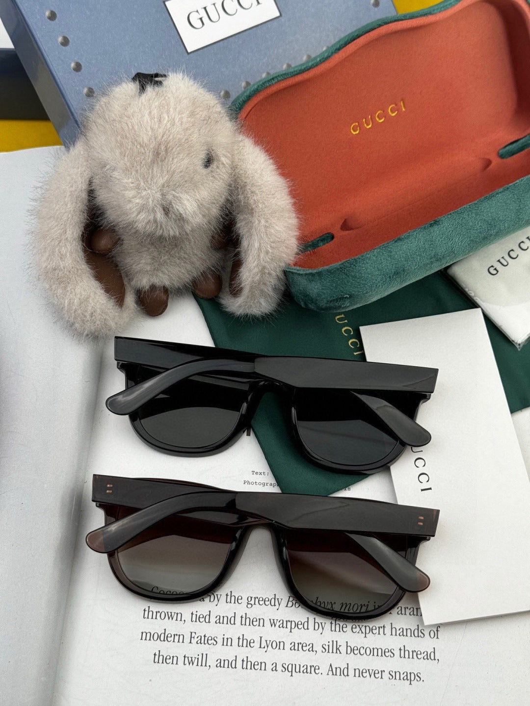 Gucci G9108 Polarized Square Black Lens Sunglasses for Men & Women - 371603 - detail image 5