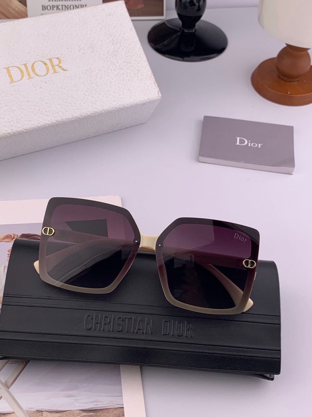 Dior CD4971 Polarized Square Gold Lens Sunglasses for Women - 371889 - detail image 6