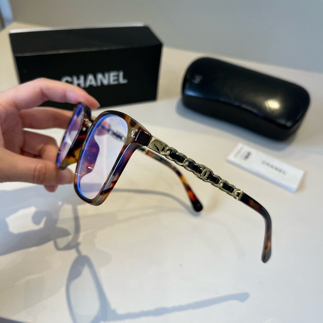 Chanel Oversized Silver Lens Sunglasses for Men & Women - 371861 - detail image 4