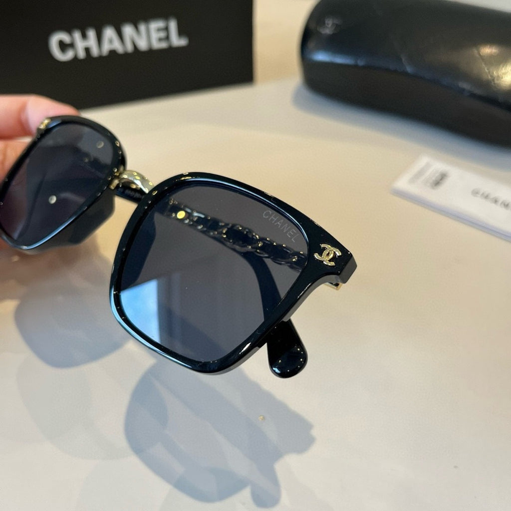 Chanel Oversized Black Lens Sunglasses for Men & Women - 371863 - detail image 6