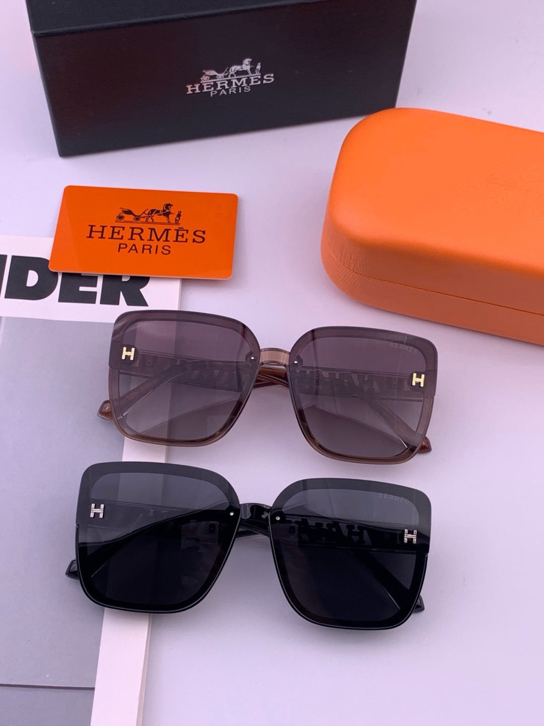 Hermès H7993 Square Black Lens Sunglasses for Men & Women - 372640 - detail image 7