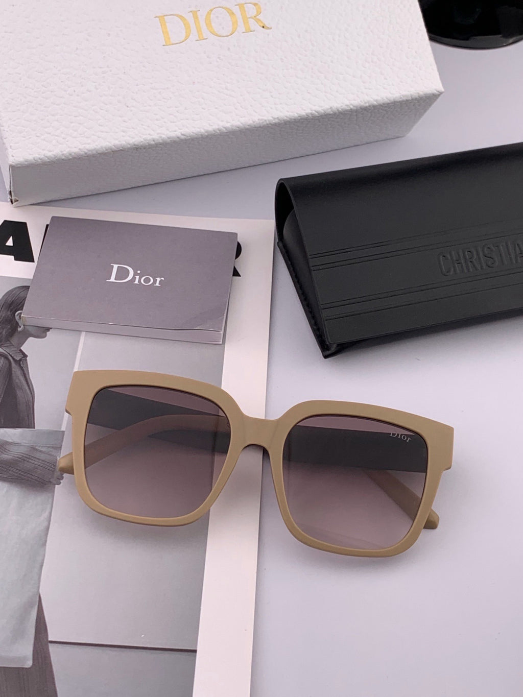 Dior D8304 Square Black Lens Sunglasses for Men & Women - 371914 - detail image 2