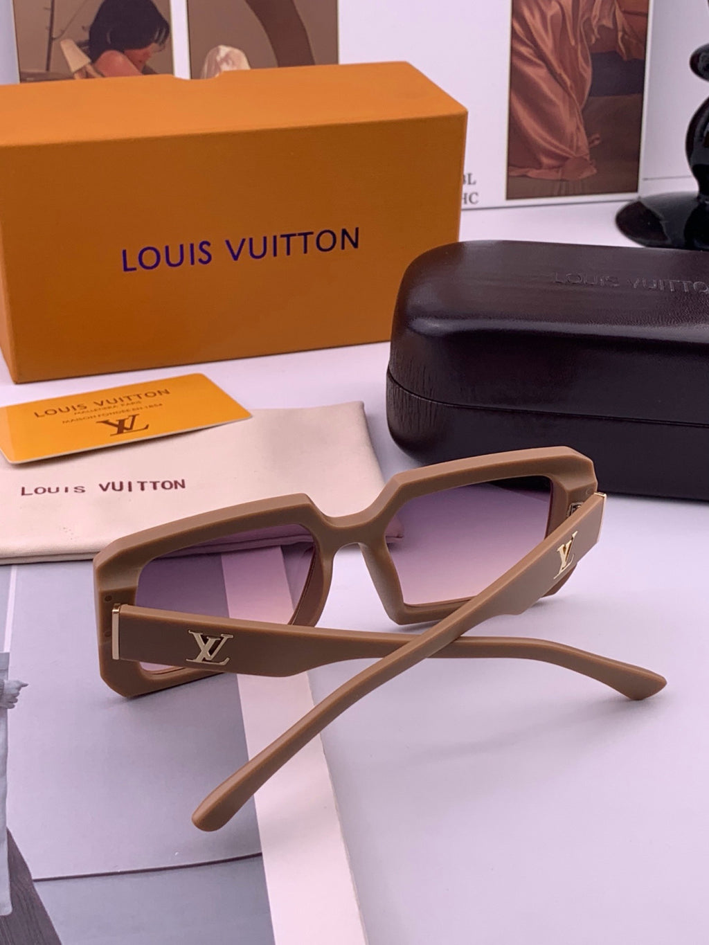 Louis Vuitton L37004 Oversized Red Lens Sunglasses for Men & Women - 371352 - detail image 6