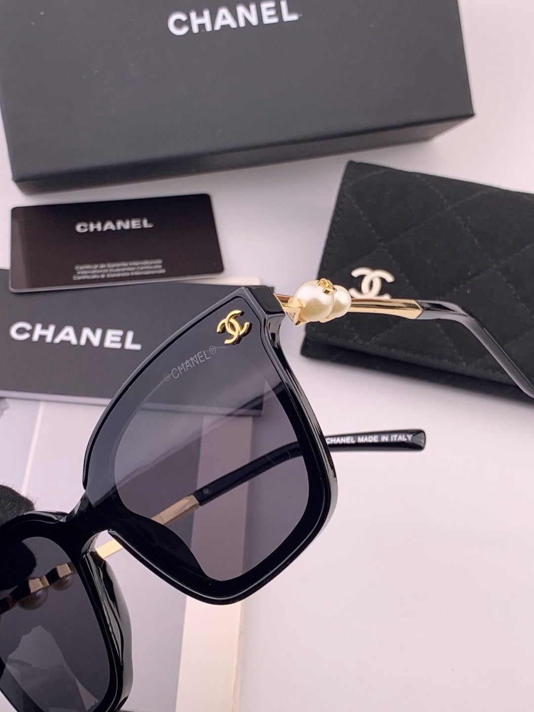 Chanel CH4231 Oversized Black Lens Sunglasses for Men & Women - 371744 - detail image 2