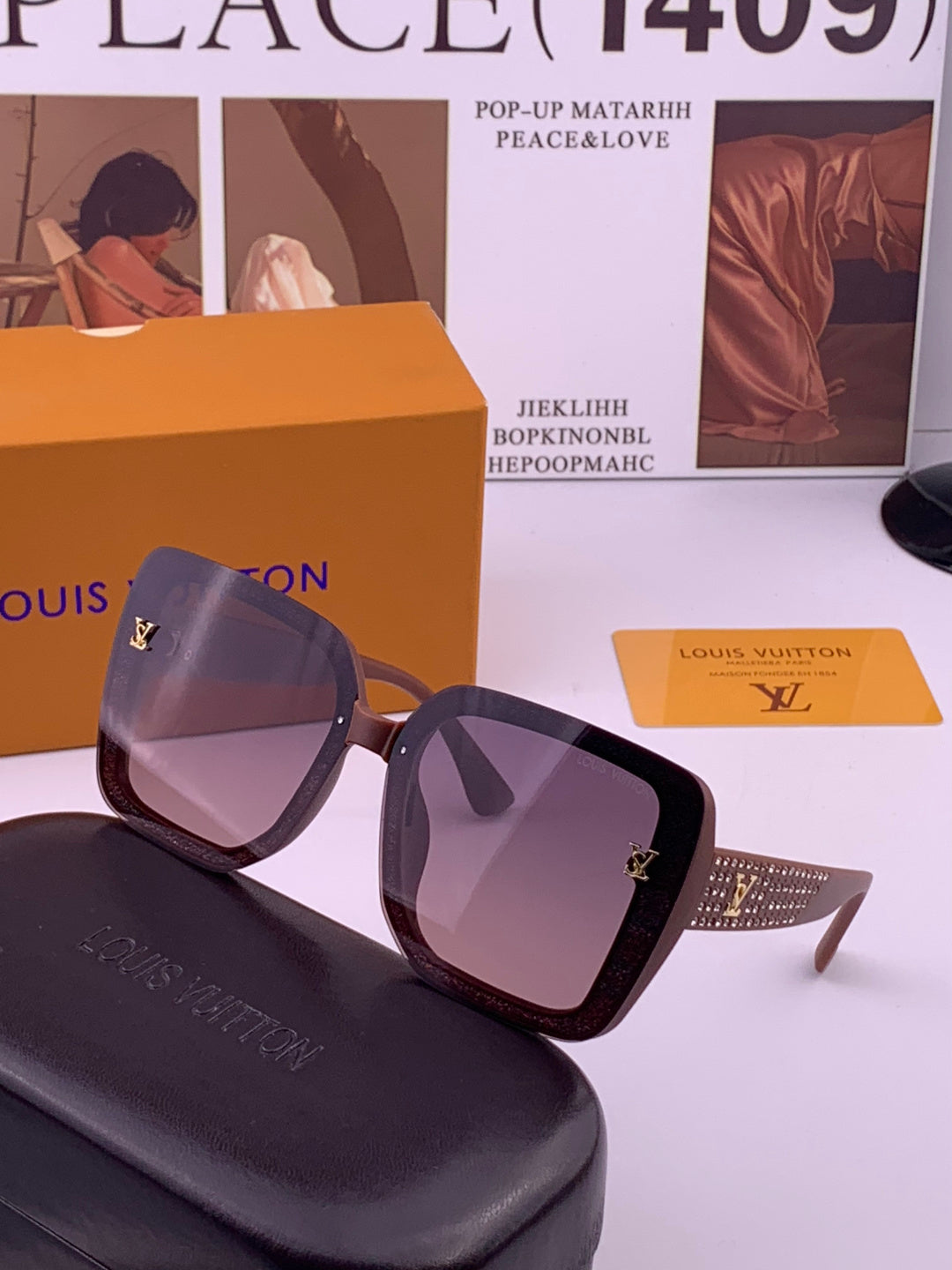 Louis Vuitton L2990 Square Black Lens Sunglasses for Men & Women - 371320