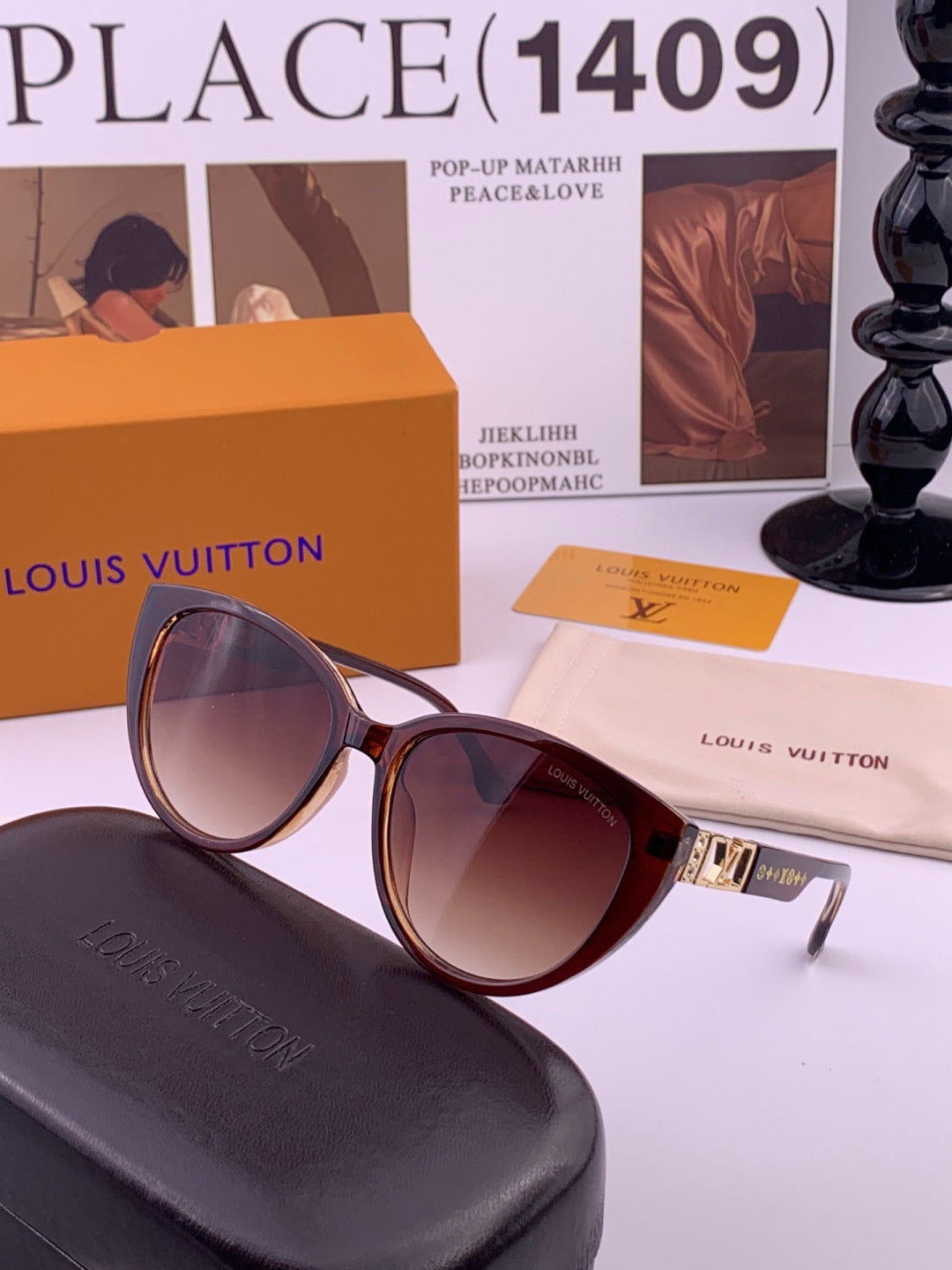 Louis Vuitton L15803 Square Black Lens Sunglasses for Women - 371311 - detail image 4