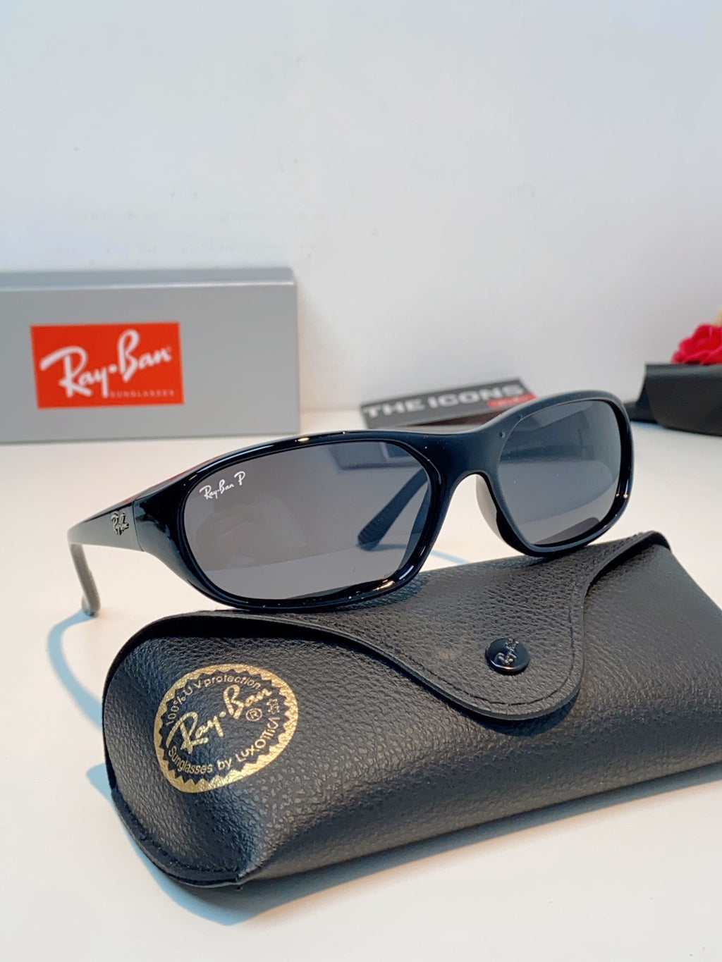 Ray-Ban RB2016 Slim Black Lens Sunglasses for Men & Women - 416698 - detail image 11