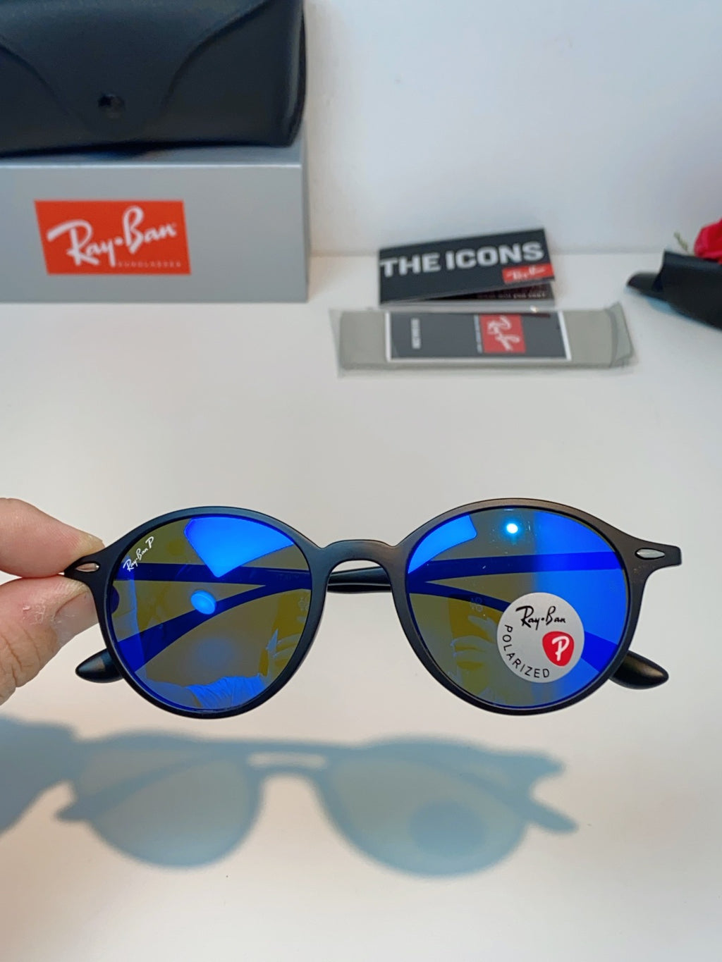 Ray-Ban Polarized Round Blue Lens Sunglasses for Men & Women - detail image 4