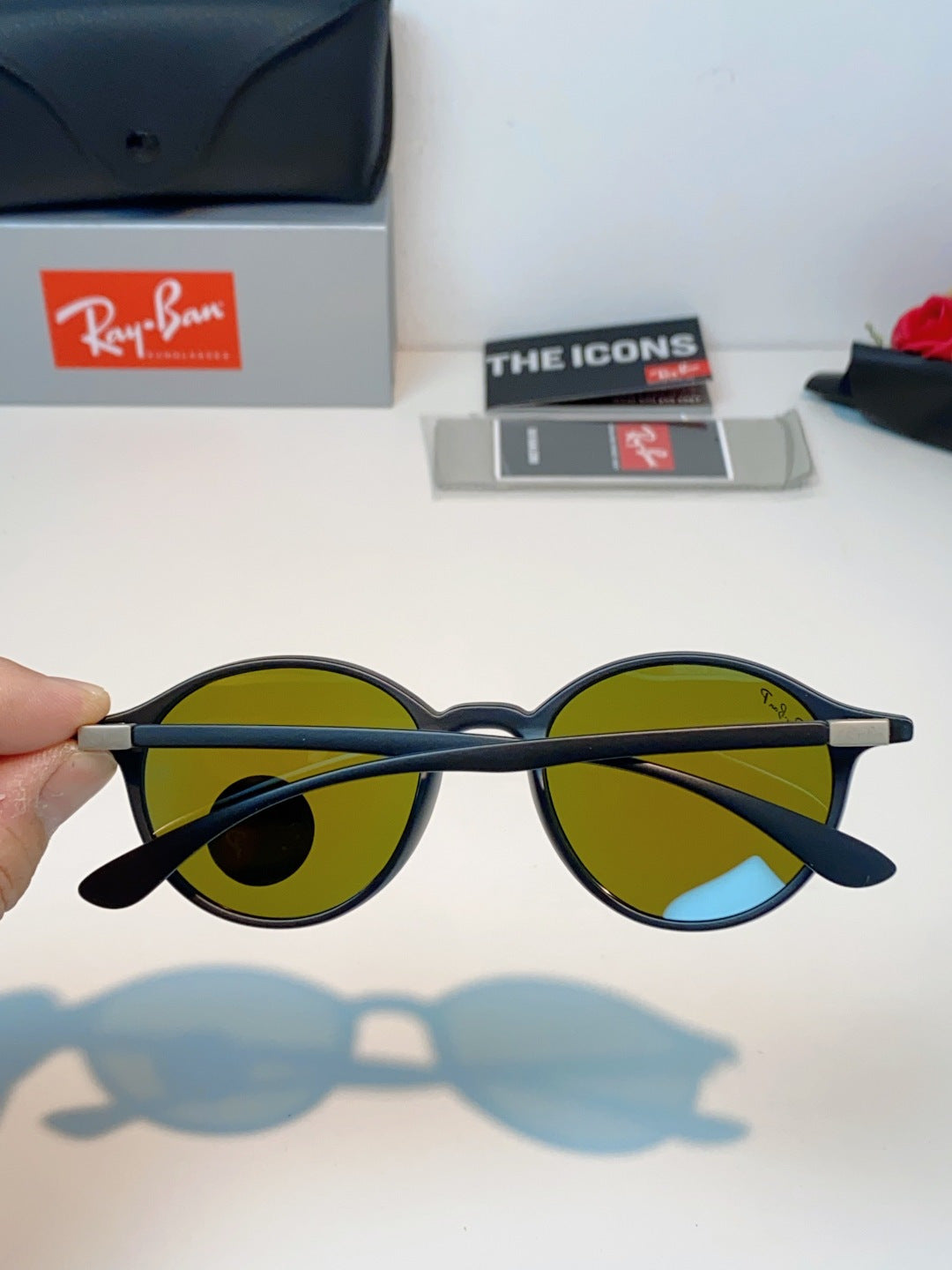 Ray-Ban Polarized Round Blue Lens Sunglasses for Men & Women - detail image 5