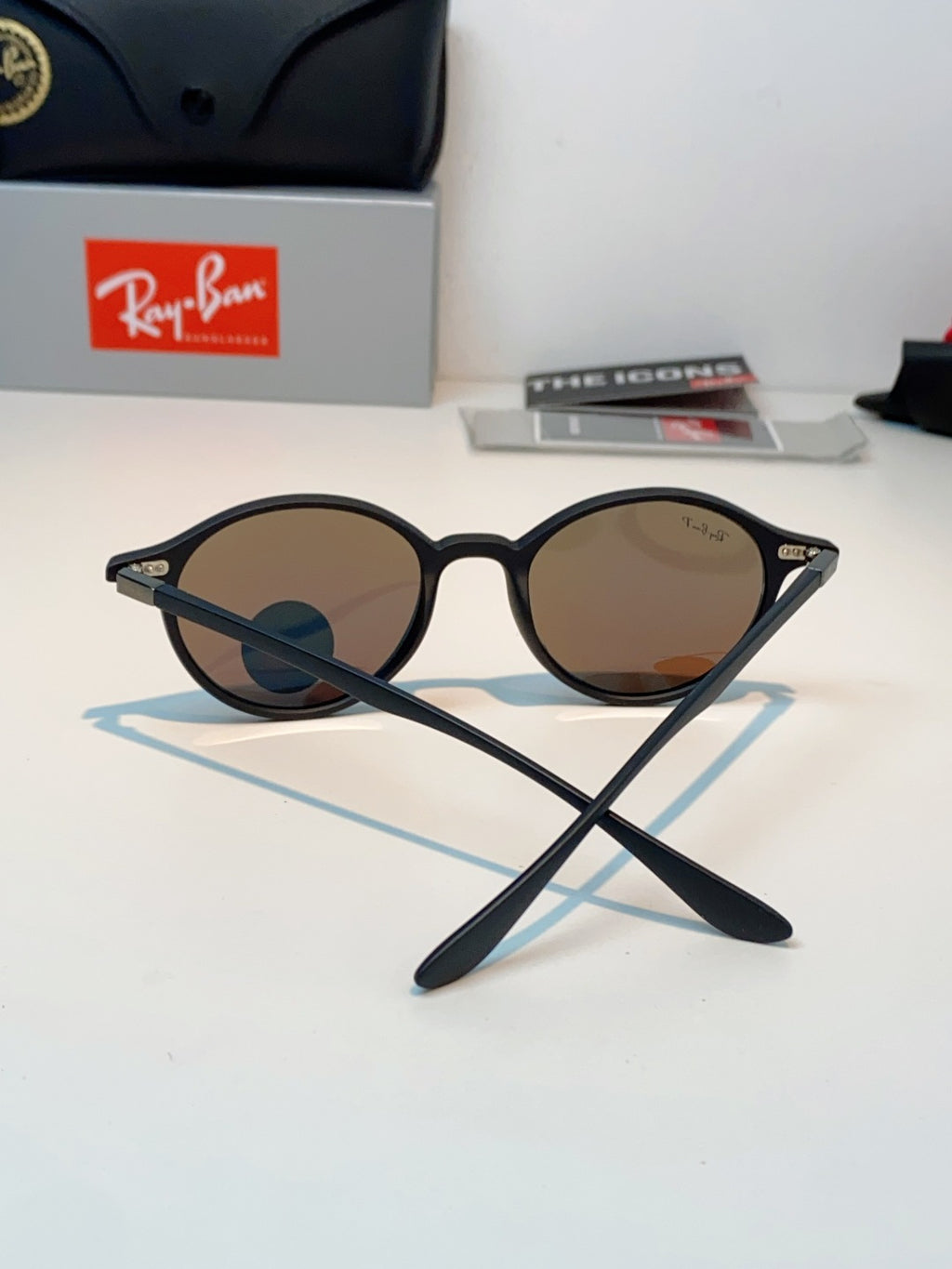 Ray-Ban Polarized Round Blue Lens Sunglasses for Men & Women - 450091 - detail image 3