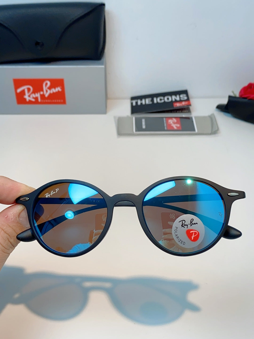 Ray-Ban Polarized Round Blue Lens Sunglasses for Men & Women - 450091 - detail image 4