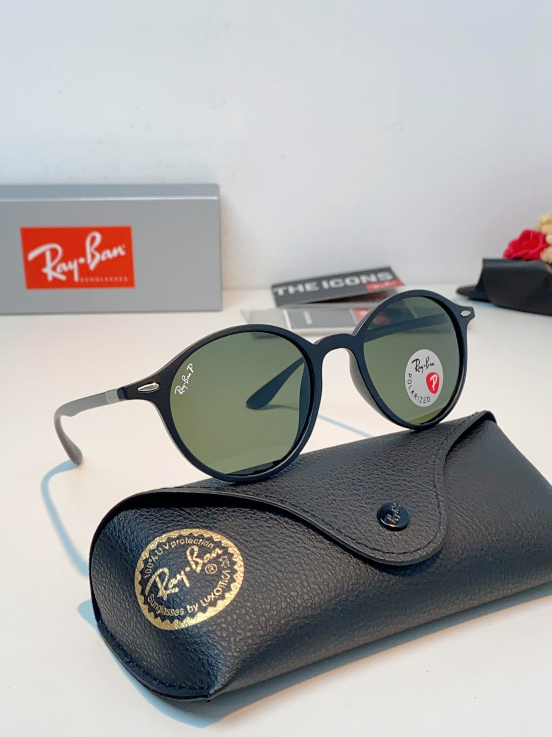 Ray-Ban Polarized Round Black Lens Sunglasses for Men & Women - 450094 - detail image 11