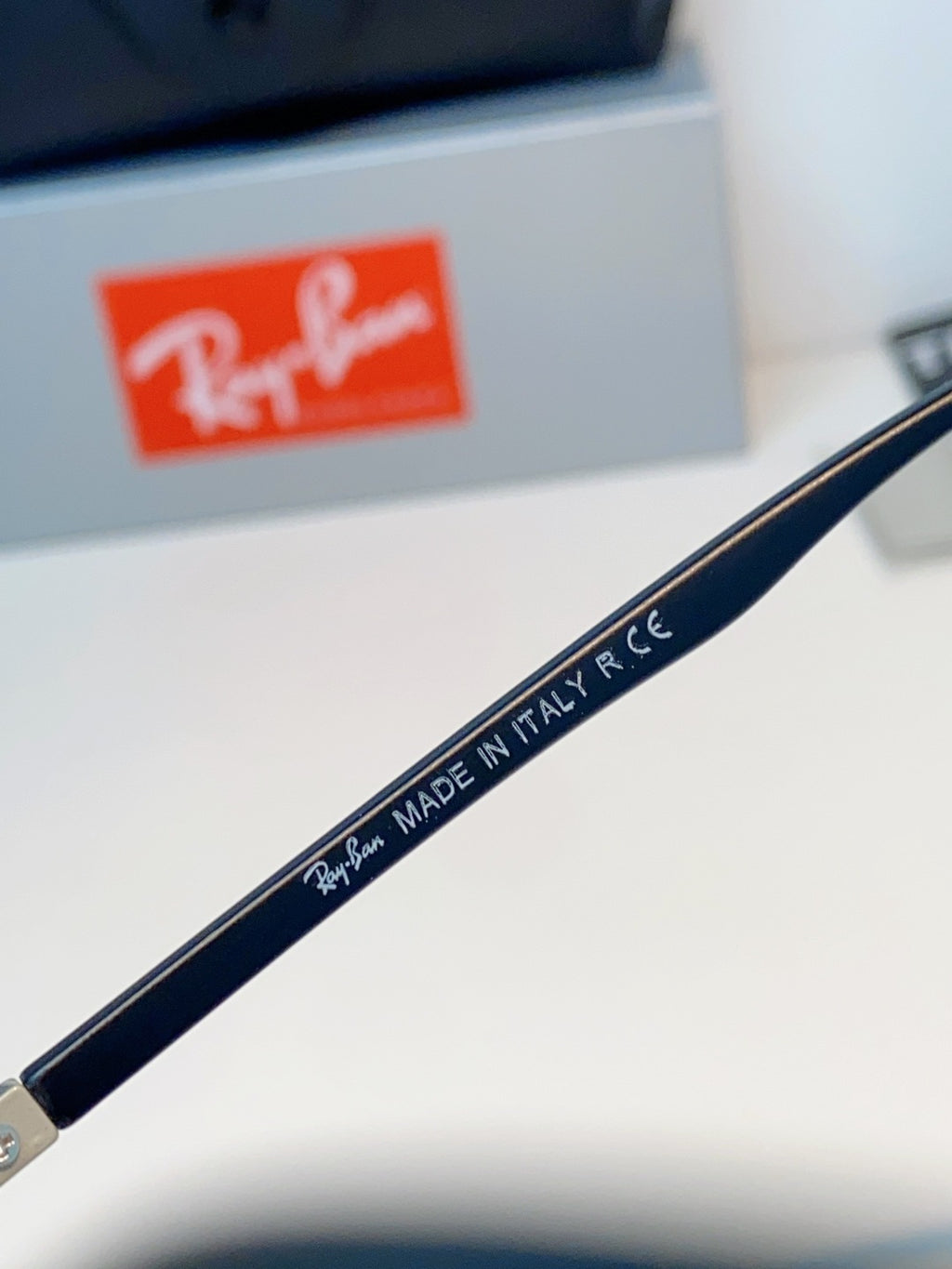 Ray-Ban Polarized Round Black Lens Sunglasses for Men & Women - 450094 - detail image 9