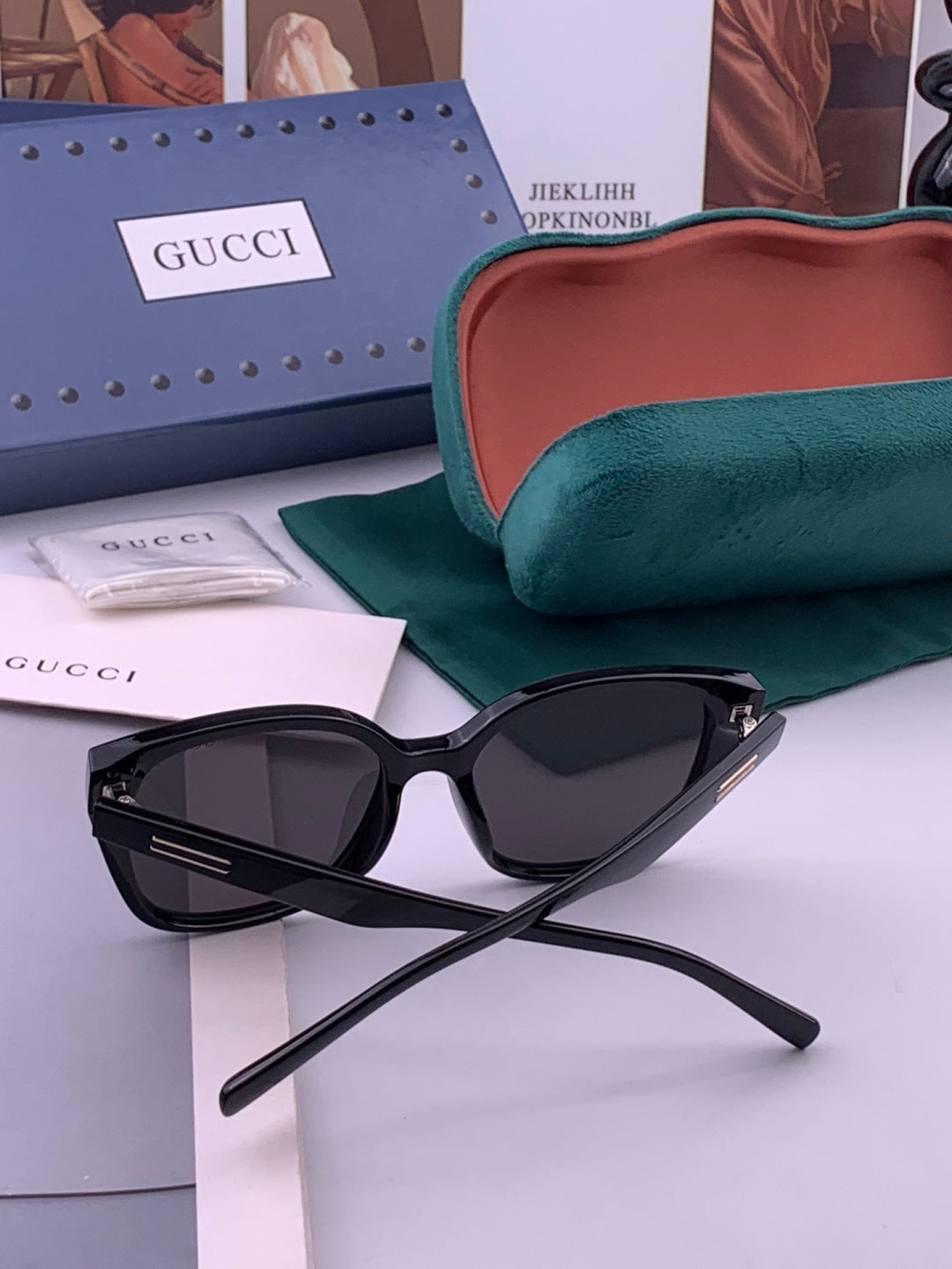 Gucci G77726 Polarized Square Black Lens Sunglasses for Men & Women - 382135 - detail image 4