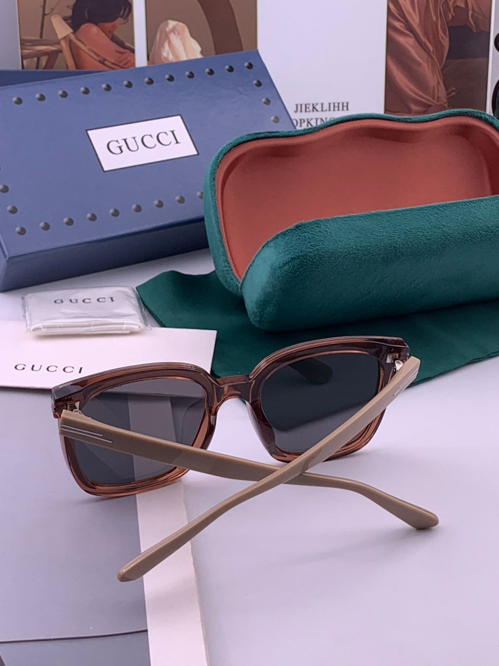 Gucci G07711 Round Black Lens Sunglasses for Men & Women - 382105 - detail image 2
