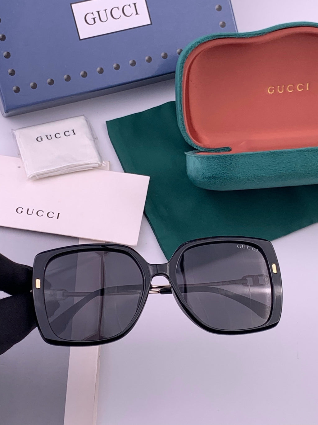 Gucci G9750 Polarized Square Red Lens Sunglasses for Women - 382088