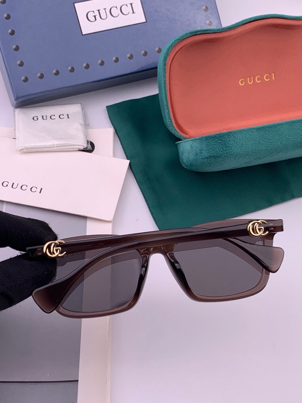 Gucci G0112 Polarized Square Black Lens Sunglasses for Women - 382100 - detail image 3