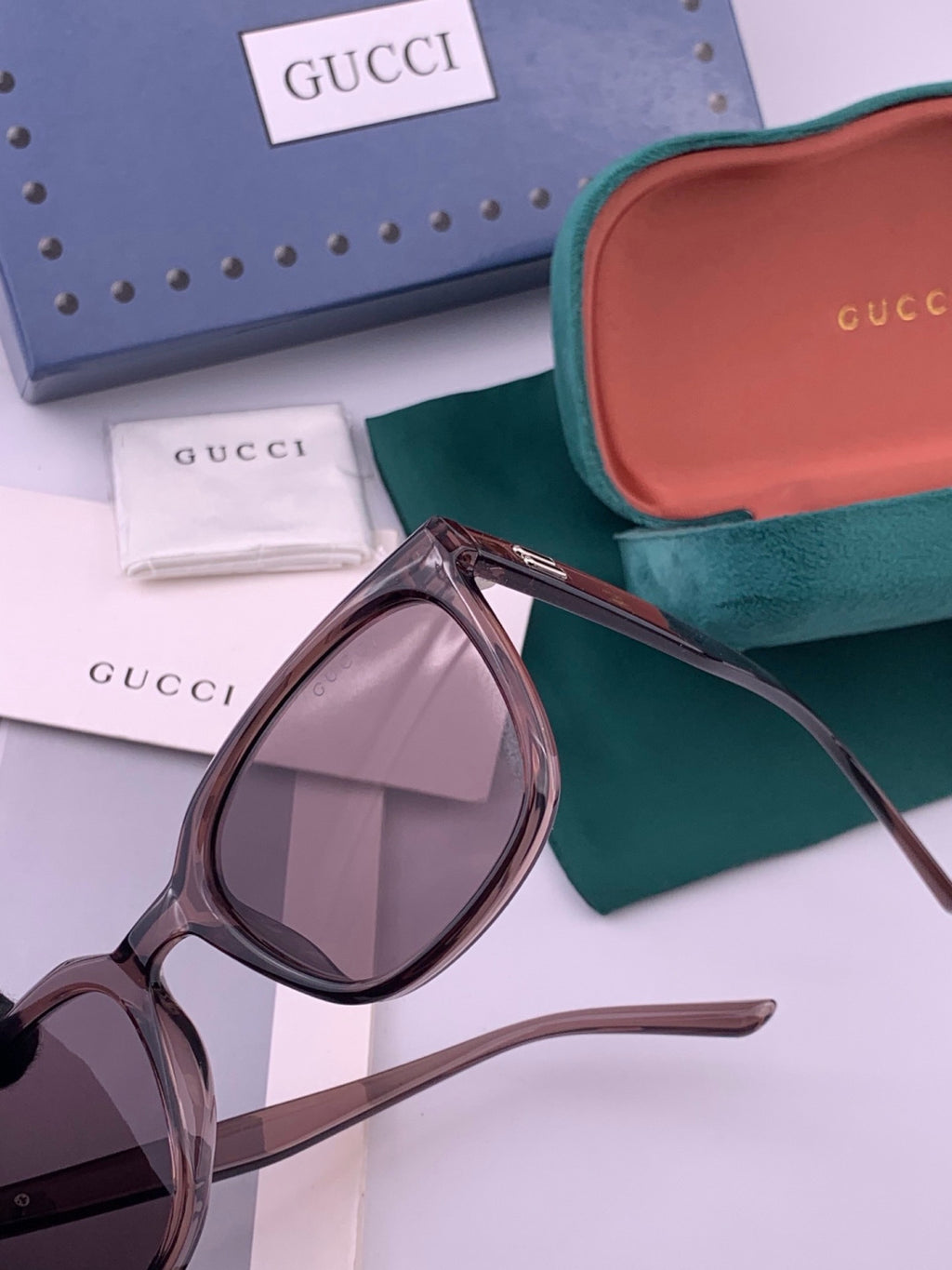 Gucci G57712 Polarized Square Red Lens Sunglasses for Women - 382072 - detail image 3