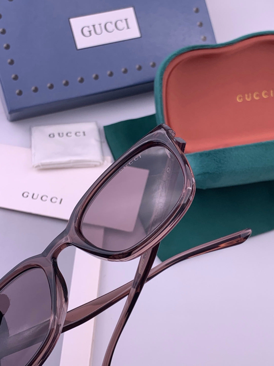 Gucci G57712 Polarized Square Red Lens Sunglasses for Women - 382072 - detail image 5