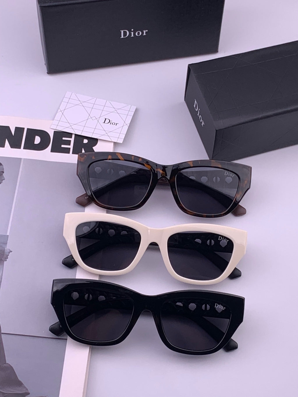 Dior D7911 Polarized Square Black Lens Sunglasses for Men & Women - 382453 - detail image 8