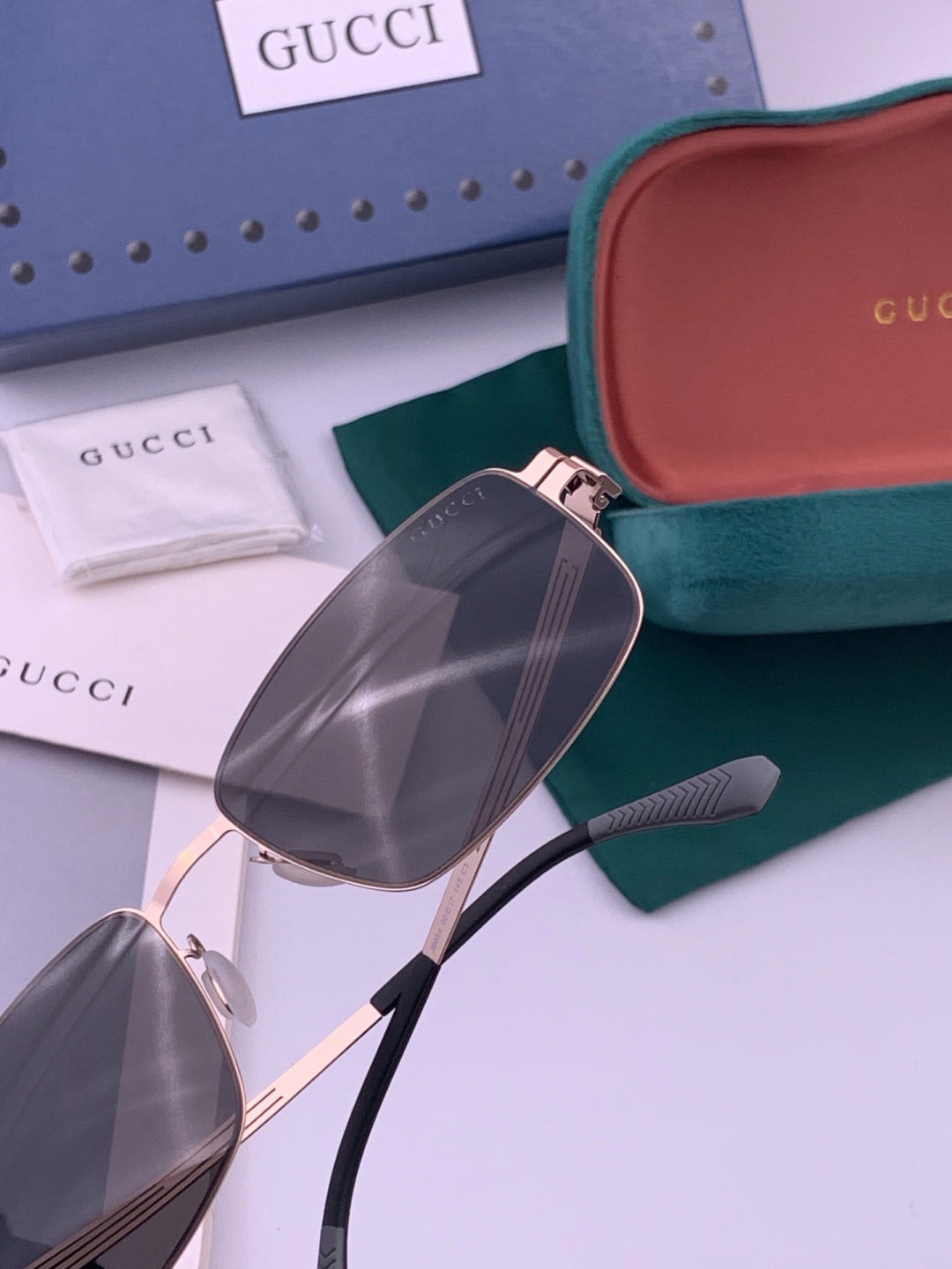 Gucci G4805 Polarized Aviator Black Lens Sunglasses for Men - 381971 - detail image 3
