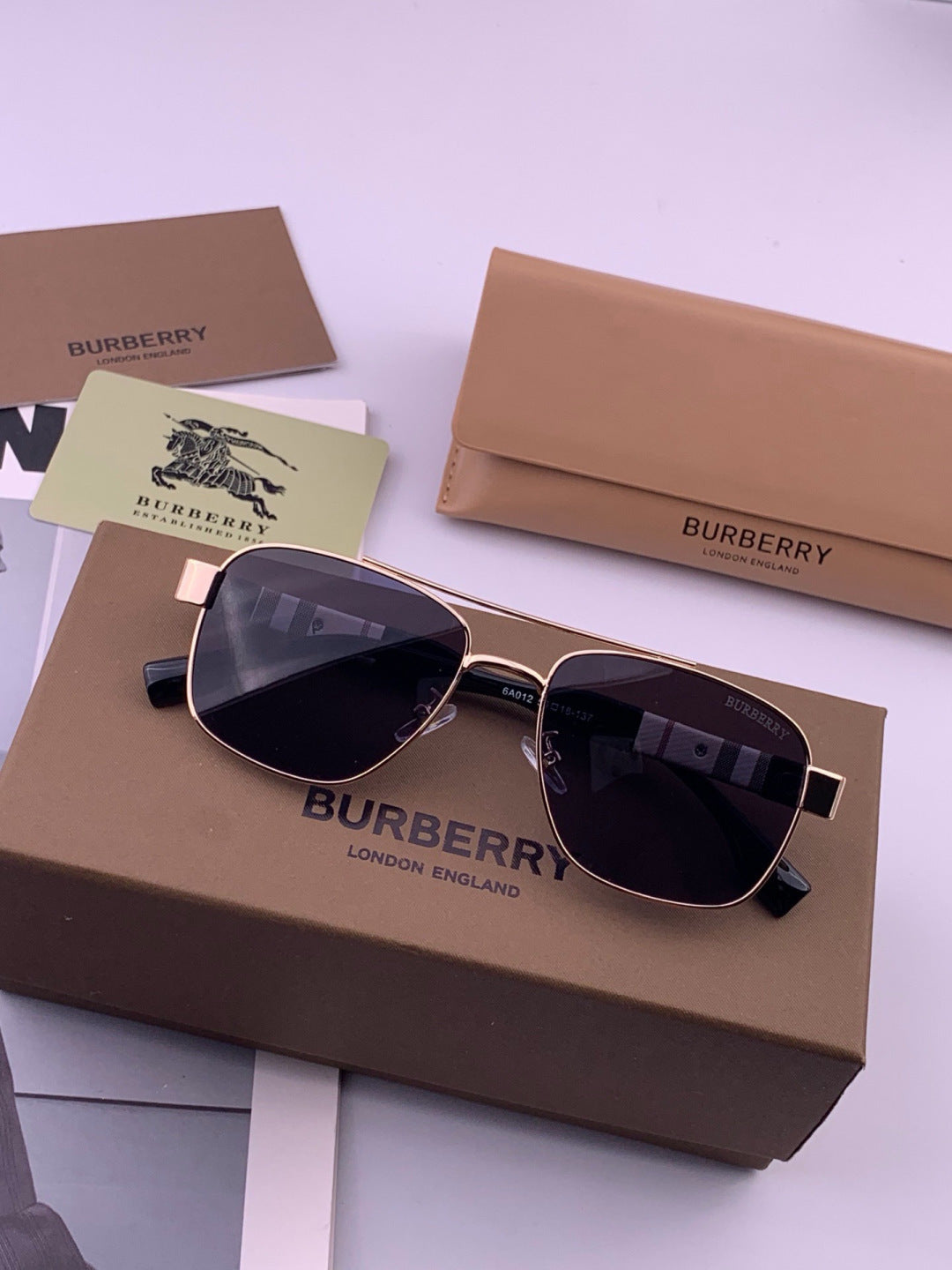 Burberry B201 Aviator Blue Lens Sunglasses for Men - 399084 - detail image 7