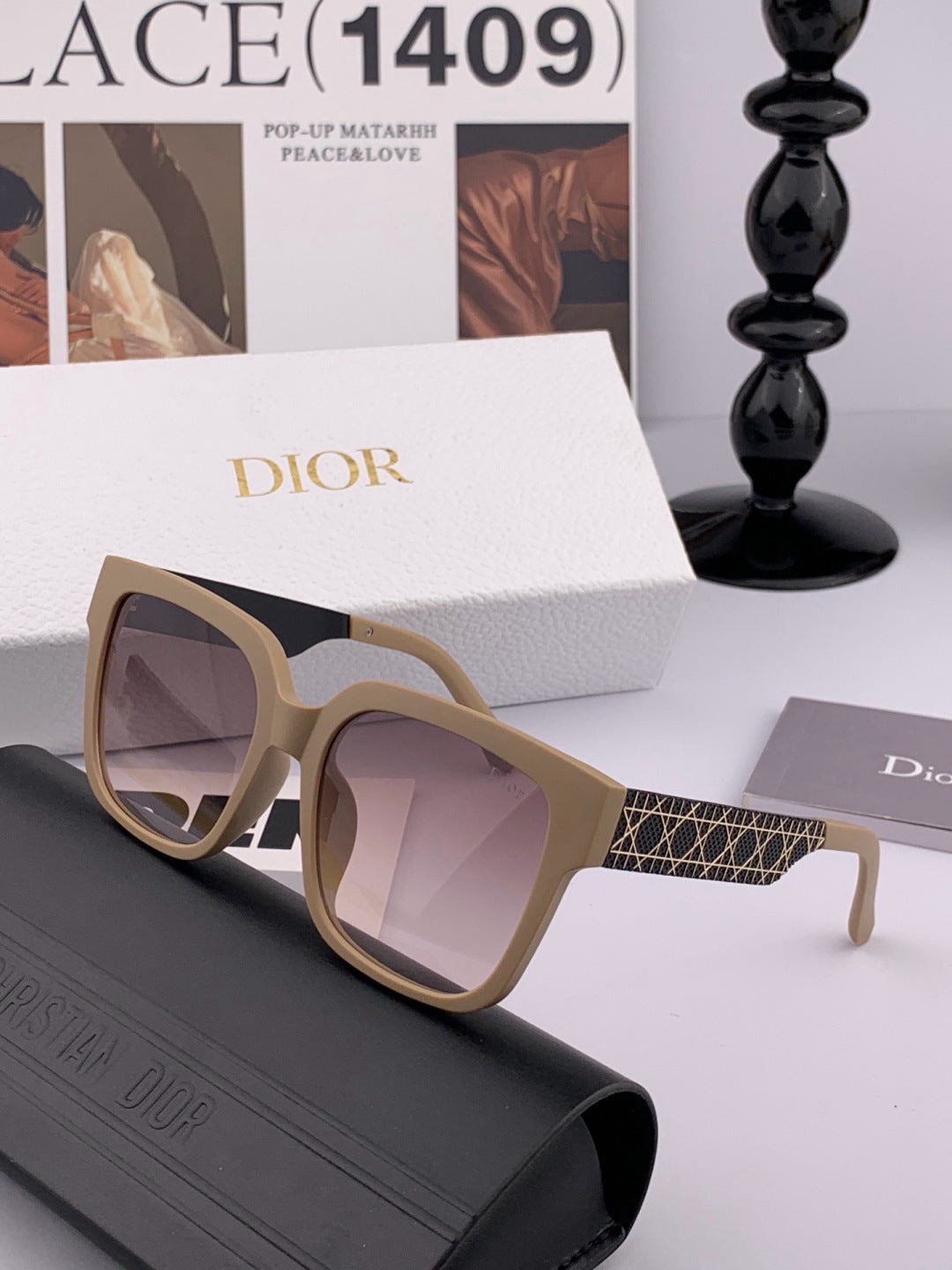 Dior D8304 Square Black Lens Sunglasses for Men & Women - detail image 4
