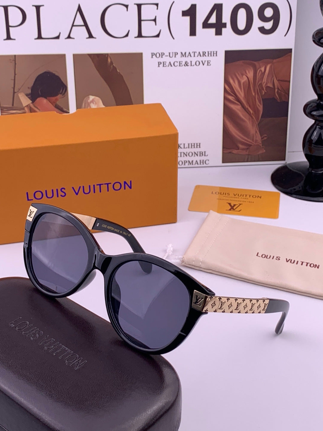 Louis Vuitton L87000 Oversized Black Lens Sunglasses for Men & Women - 398212 - detail image 2