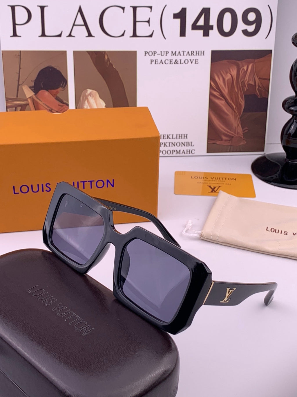 Louis Vuitton L37004 Oversized Black Lens Sunglasses for Men & Women - 398215 - detail image 2