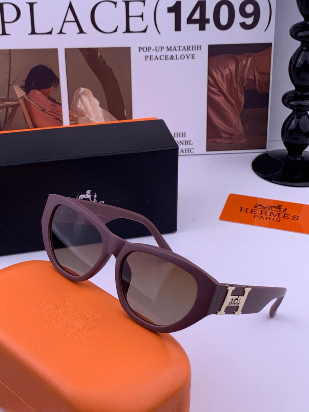Hermès H37005 Square Red Lens Sunglasses for Men & Women - 399442