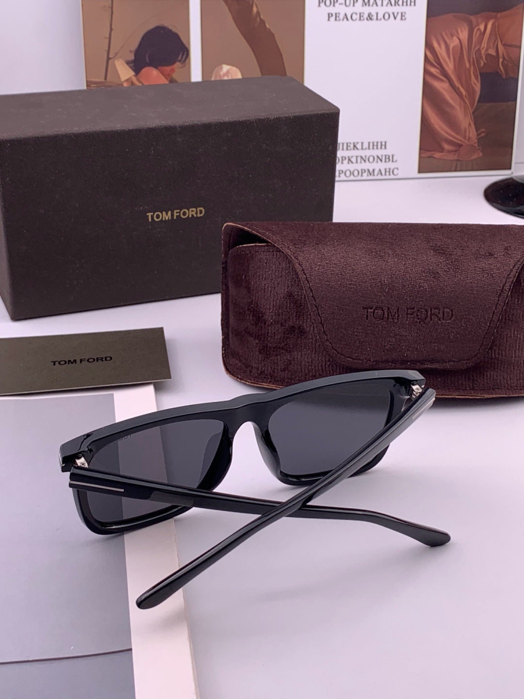 Tom Ford TF7220 Polarized Fashion Black Lens Sunglasses for Men & Wom - 399355 - detail image 4