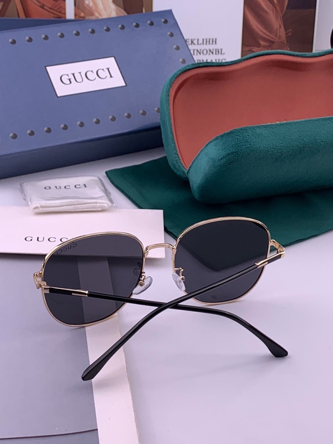 Gucci G5822 Polarized Oversized Gold Lens Sunglasses for Men & Women - 398261 - detail image 5