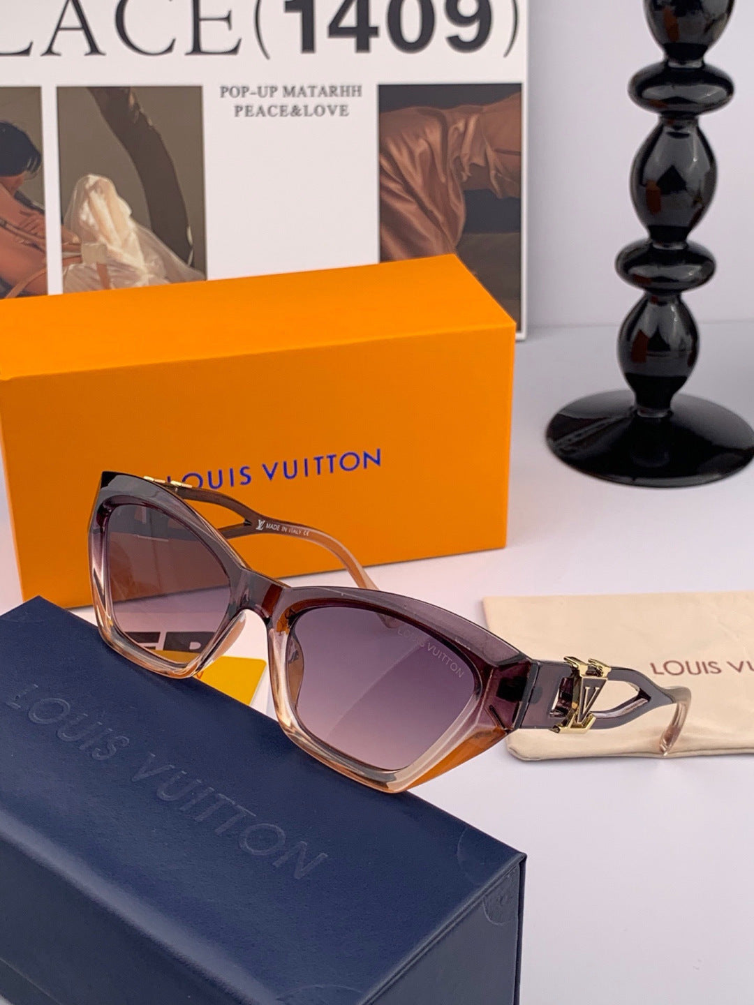 Louis Vuitton L4550 Square Black Lens Sunglasses for Men & Women - 398186 - detail image 4