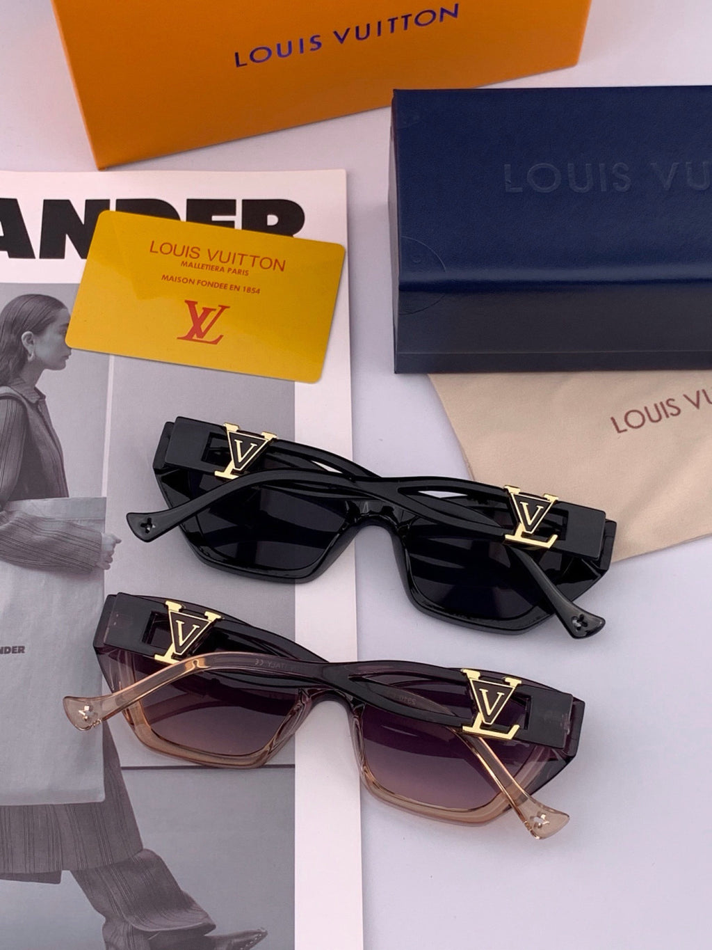 Louis Vuitton L4550 Square Black Lens Sunglasses for Men & Women - 398186 - detail image 6