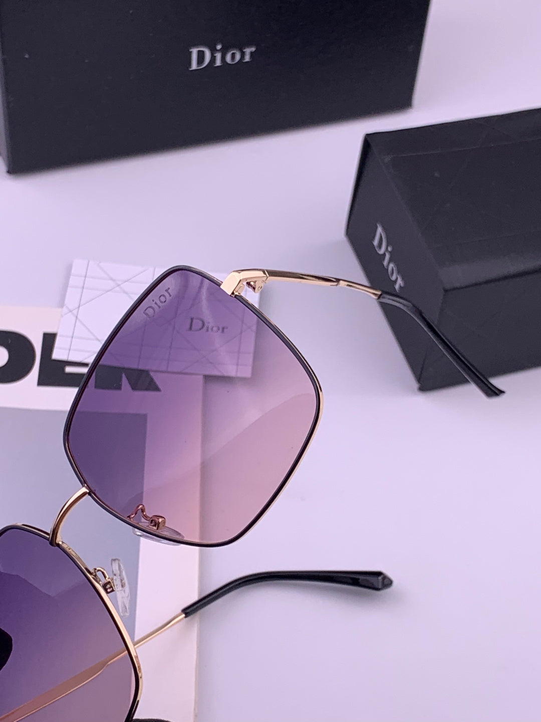 Dior D5813 Polarized Square Black Lens Sunglasses for Men & Women - 398754 - detail image 3
