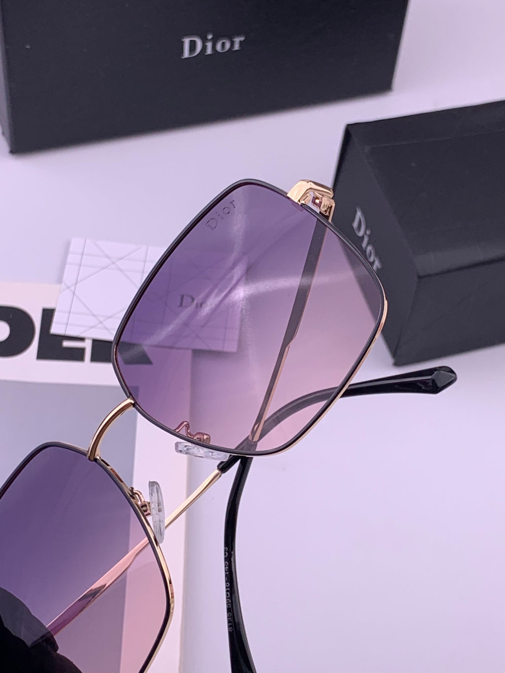 Dior D5813 Polarized Square Black Lens Sunglasses for Men & Women - 398754 - detail image 5