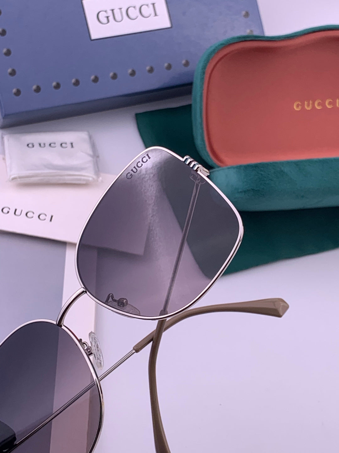 Gucci G2330 Polarized Round Black Lens Sunglasses for Women - 398333 - detail image 5