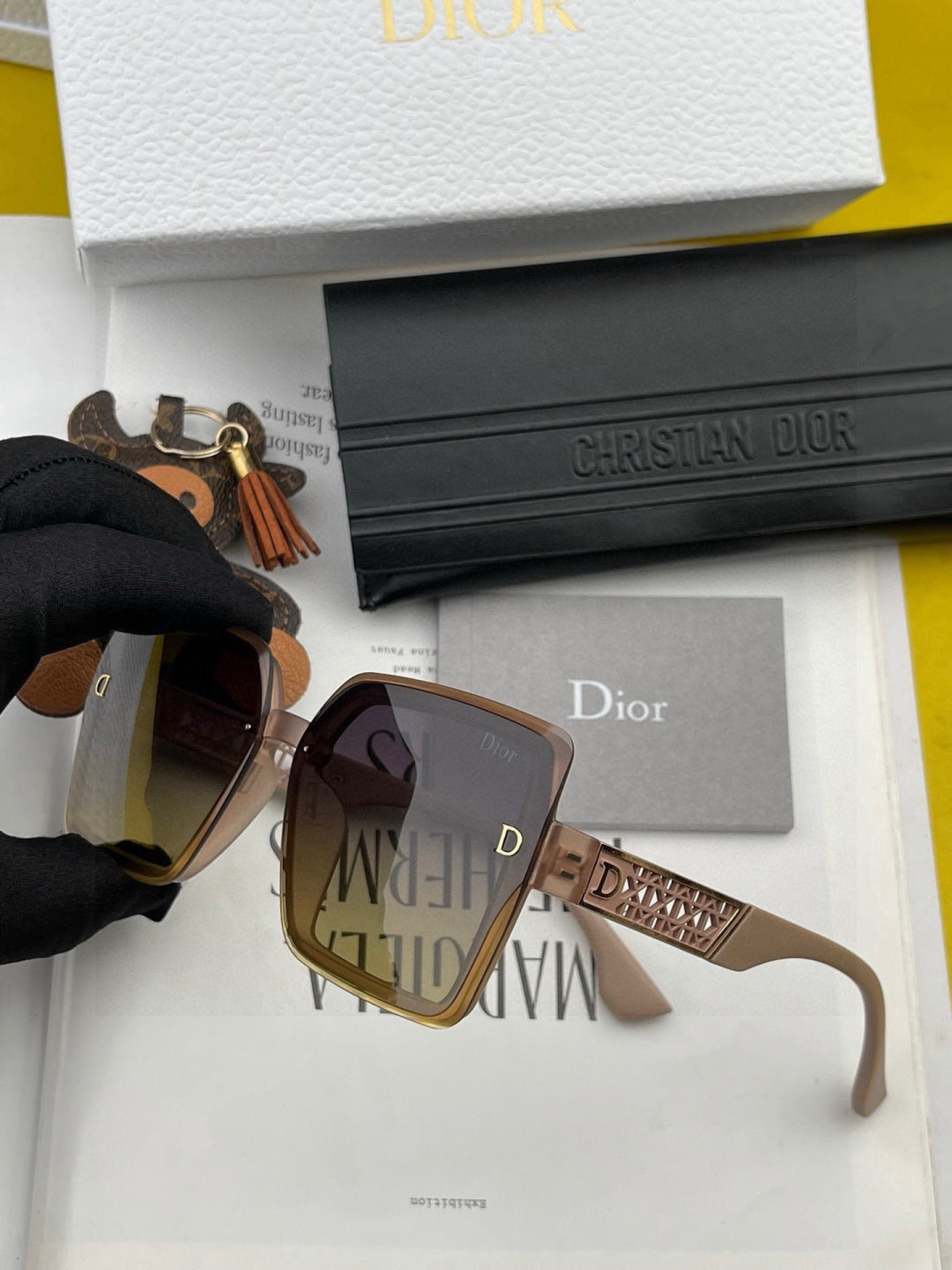 Dior CD4190 Square Gold Lens Sunglasses for Women - 398742 - detail image 4