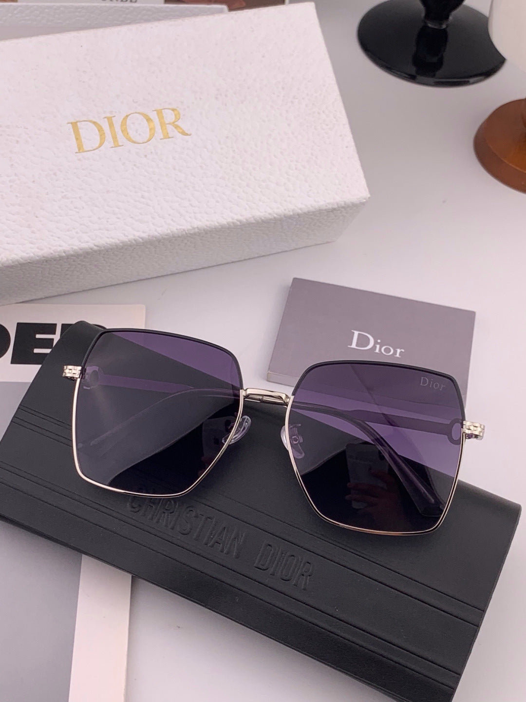 Dior D6310 Polarized Square Red Lens Sunglasses for Men & Women - 398744 - detail image 7