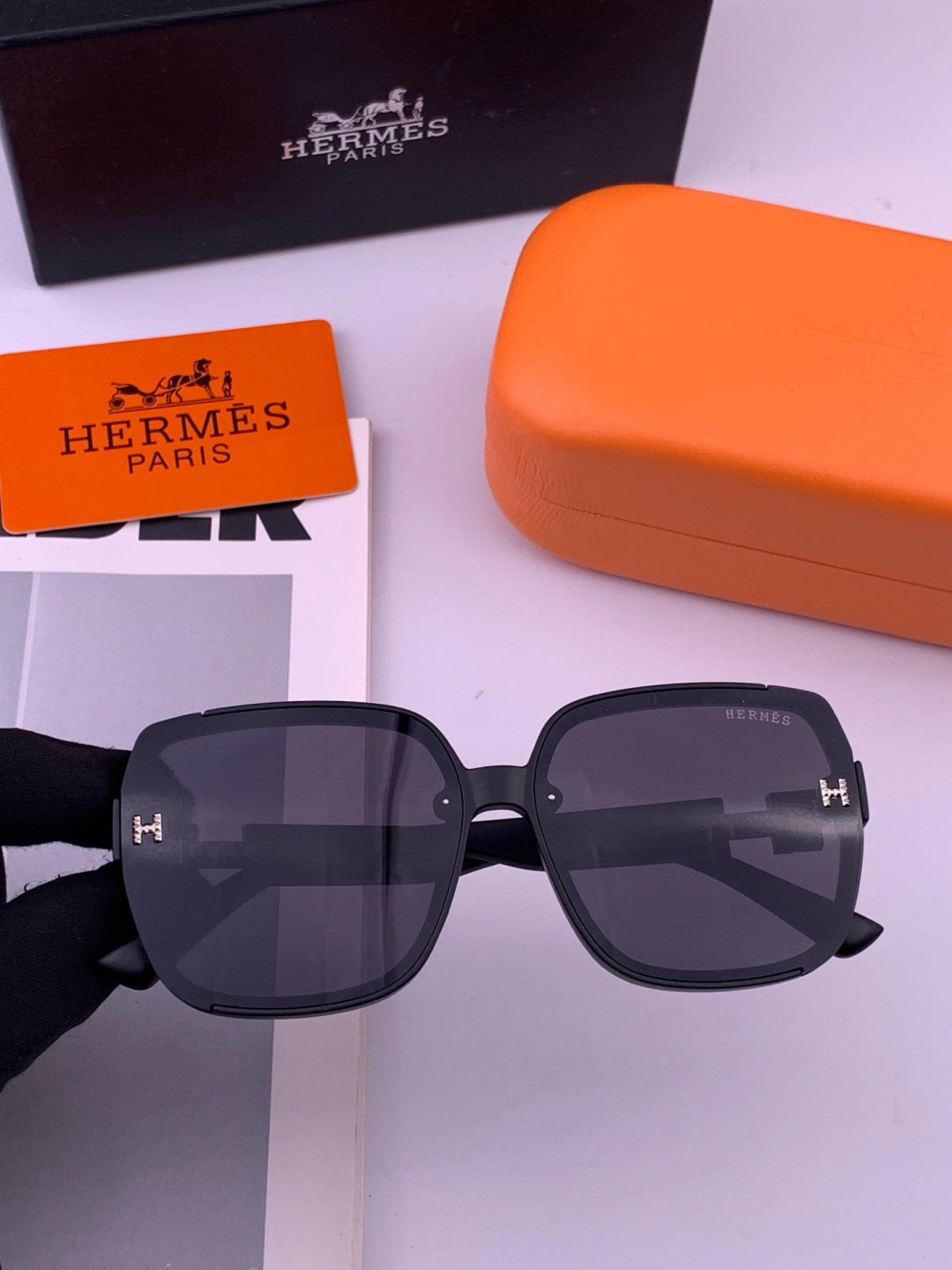 Hermès H8303 Square Black Lens Sunglasses for Men & Women - 399455