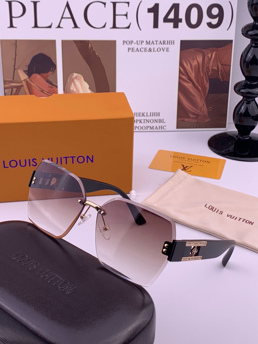 Louis Vuitton L9261 Square Black Lens Sunglasses for Men & Women - 398113 - detail image 2