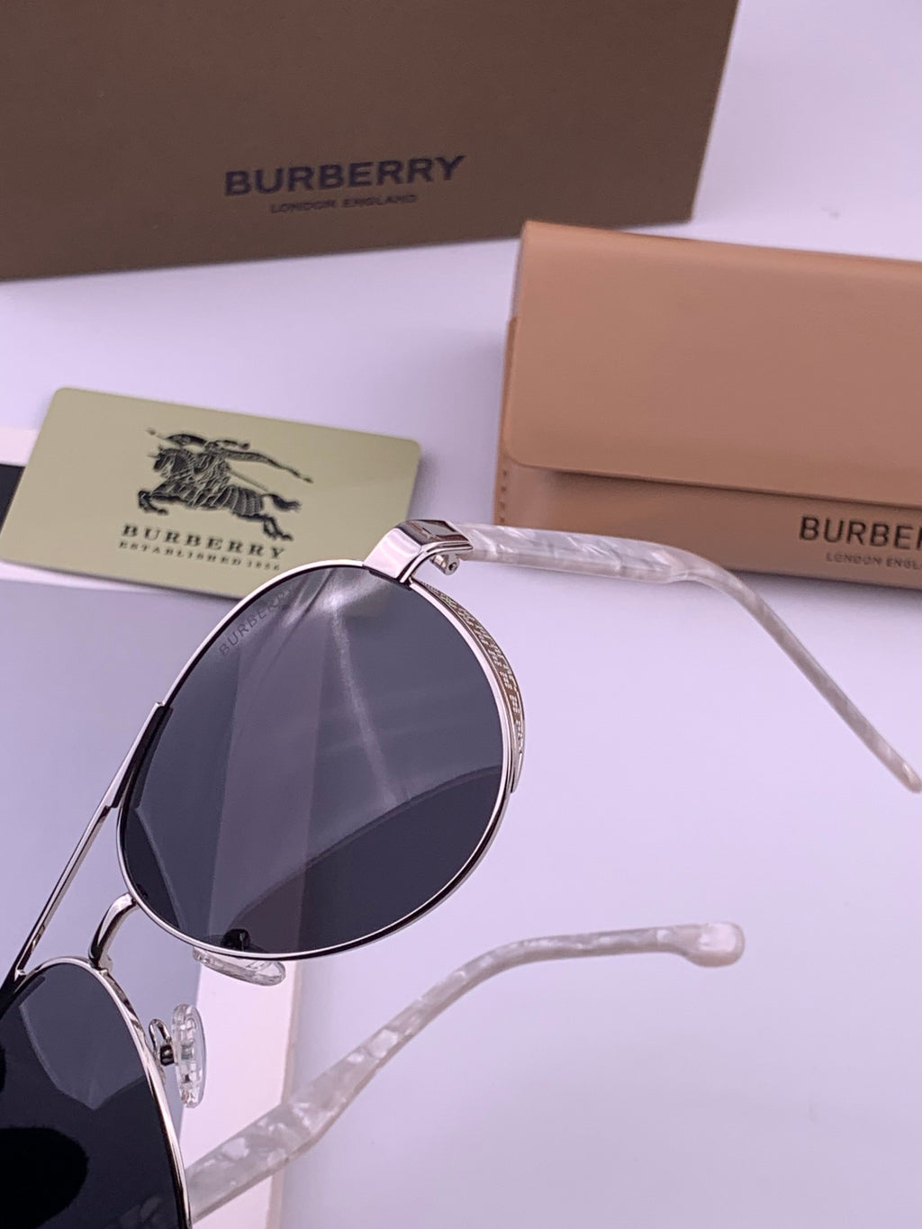 Burberry B880667 Aviator Gold Lens Sunglasses for Men - 416042 - detail image 2