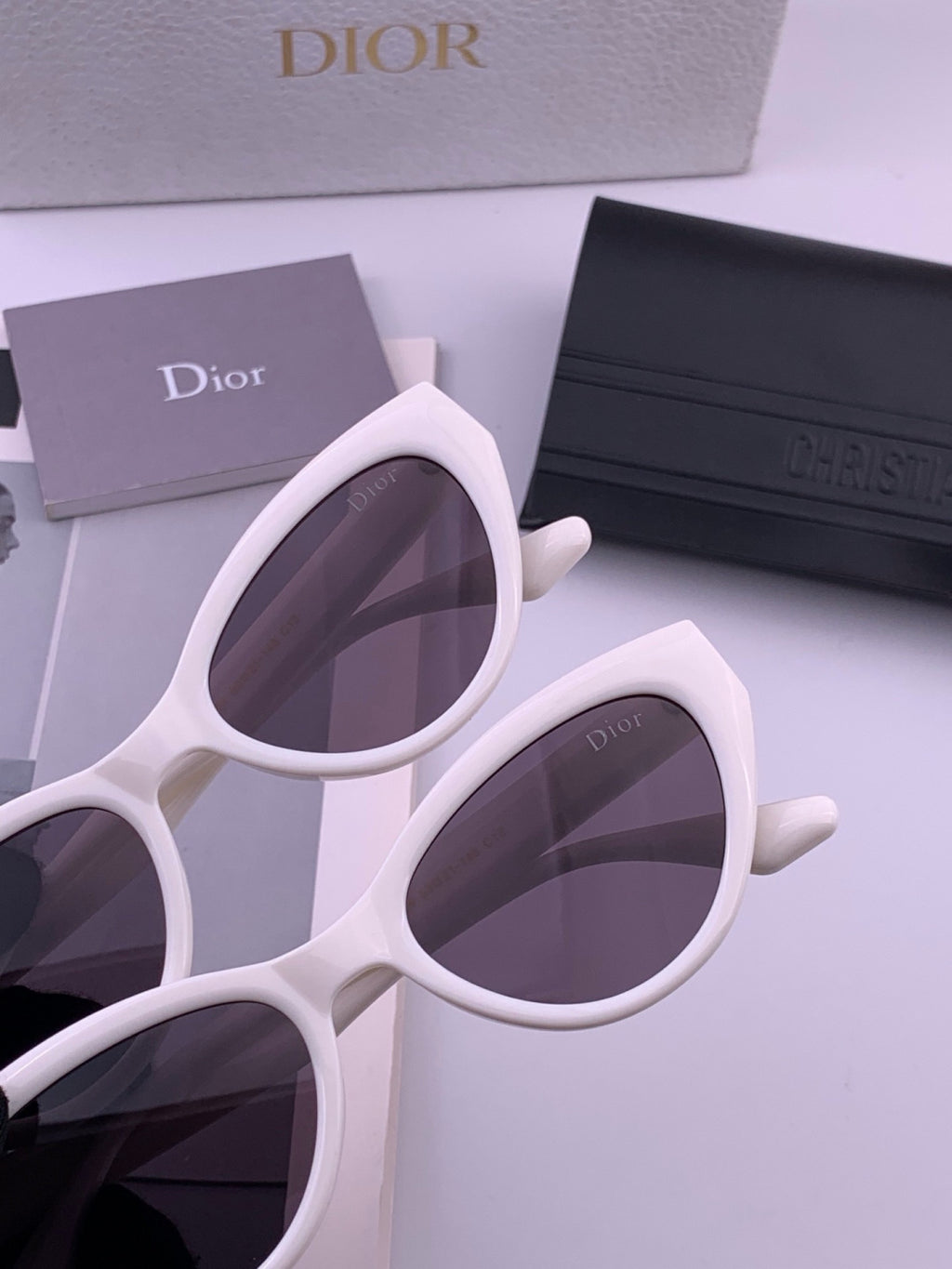 Dior D4109 Polarized Square Pink Lens Sunglasses for Men & Women - 415512 - detail image 3