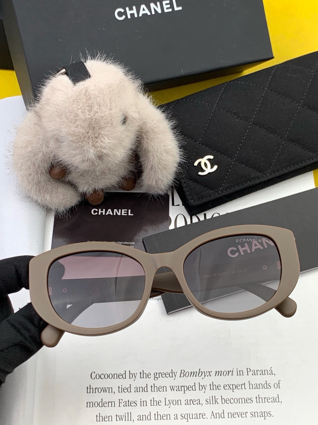 Chanel CH3991 Polarized Round Silver Lens Sunglasses for Women - 415277 - detail image 2