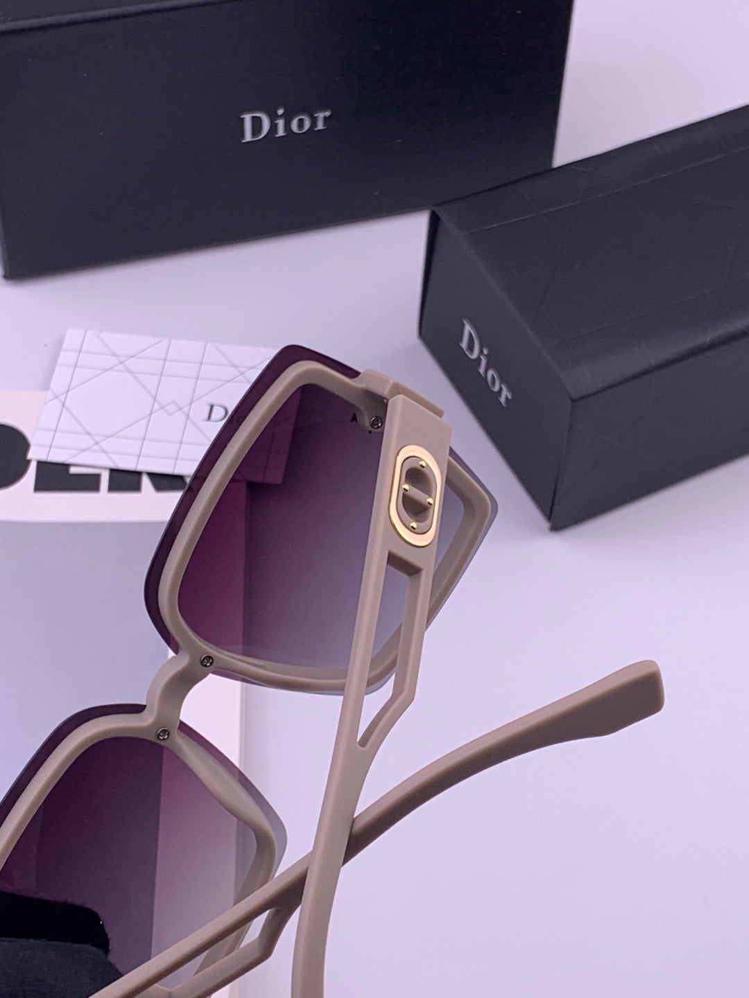 Dior D2292 Polarized Square Gold Lens Sunglasses for Men & Women - 415389 - detail image 3