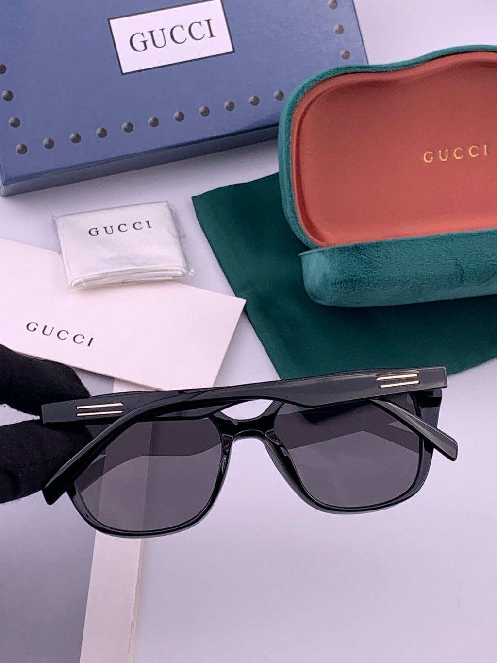 Gucci G77726 Polarized Square Black Lens Sunglasses for Men & Women - detail image 6