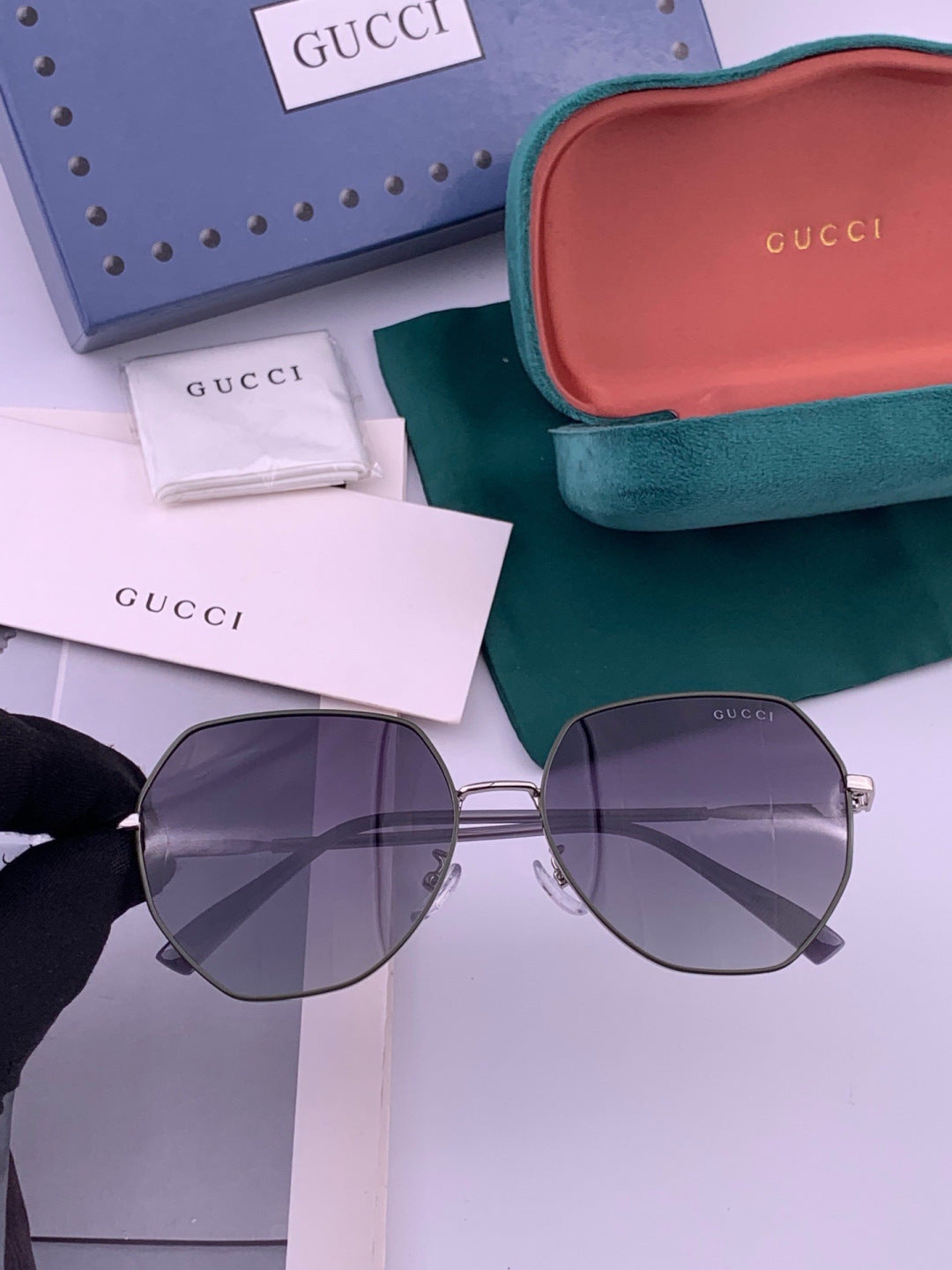 Gucci G1251 Polarized Round Brown Lens Sunglasses for Women - 415094