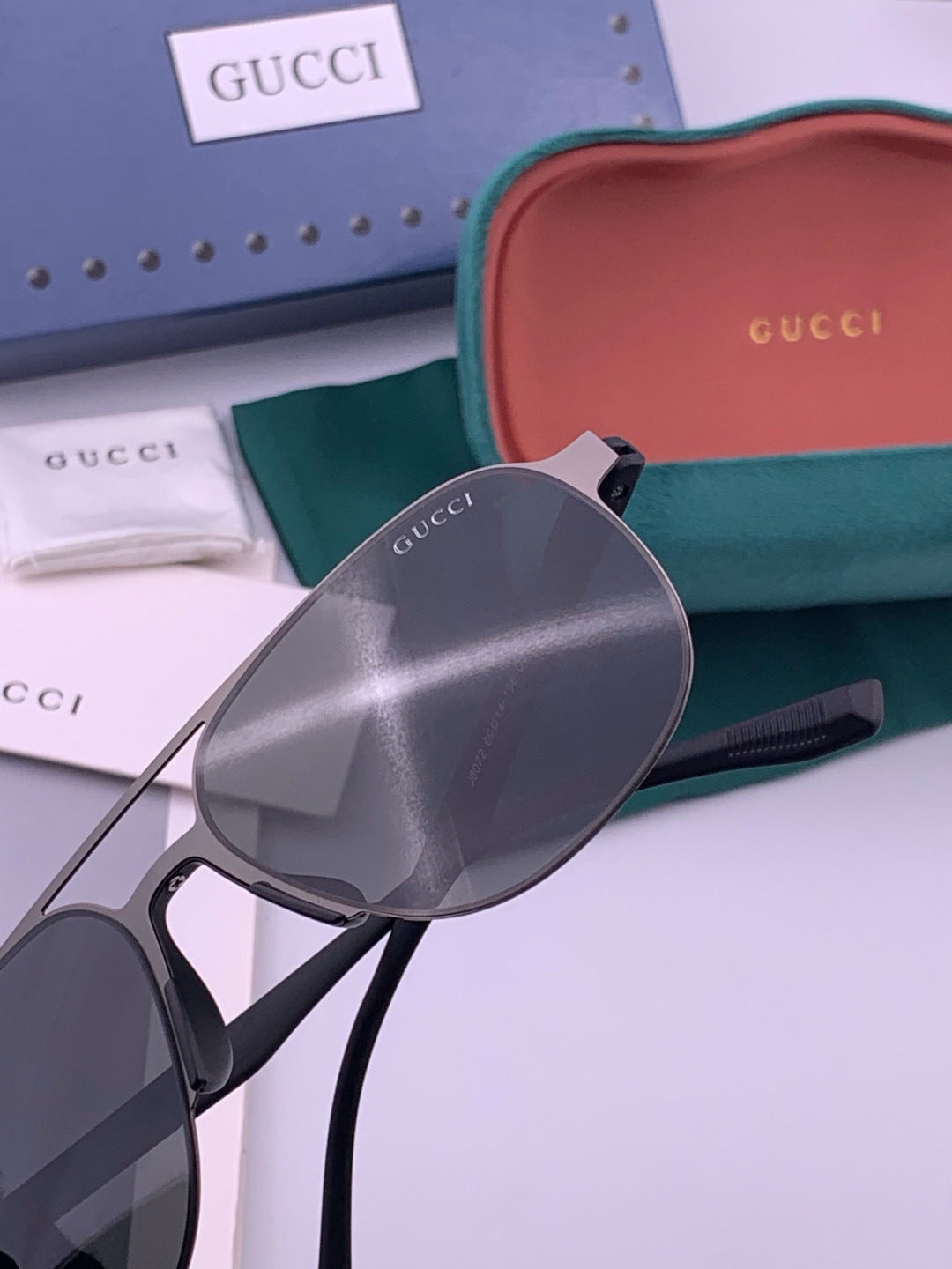 Gucci G2807 Polarized Aviator Black Lens Sunglasses for Men - 415058 - detail image 4